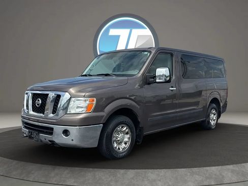 Used 2018 Nissan NV 3500 SL RWD image 18