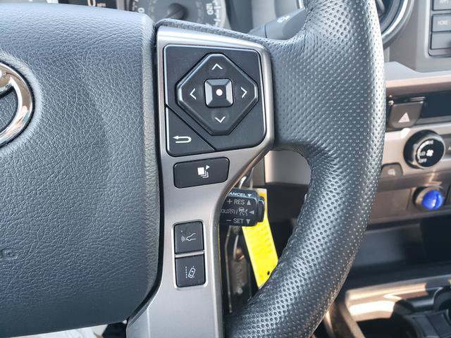 Used 2018 Toyota Tacoma SR5 AWD/4WD image 20