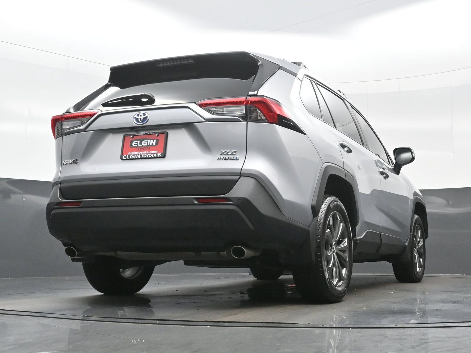 Used 2024 Toyota RAV4 XLE Premium w/ Weather Package AWD/4WD image 33