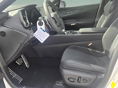 New 2026 Lexus RX 500h F Sport image 8