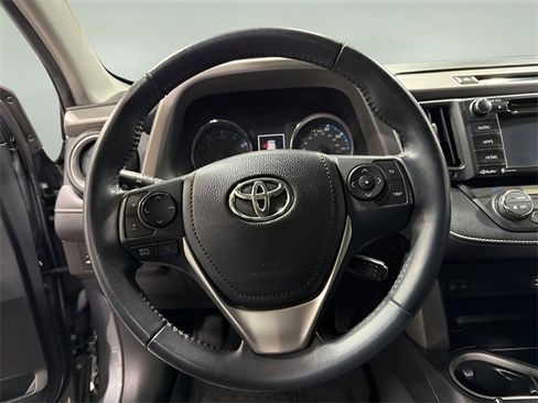 Used 2016 Toyota RAV4 XLE image 15