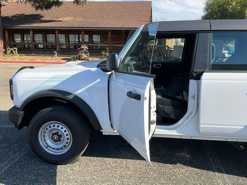New 2025 Ford Bronco 4-Door image 55
