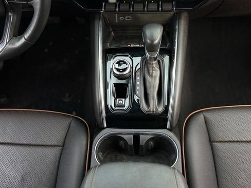 Used 2023 GMC Canyon AT4 w/ AT4 Premium Package image 28