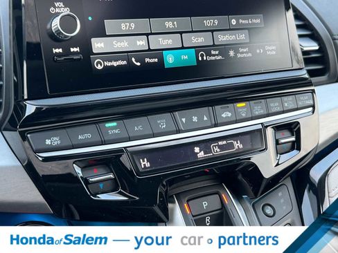 New 2026 Honda Odyssey Touring image 24