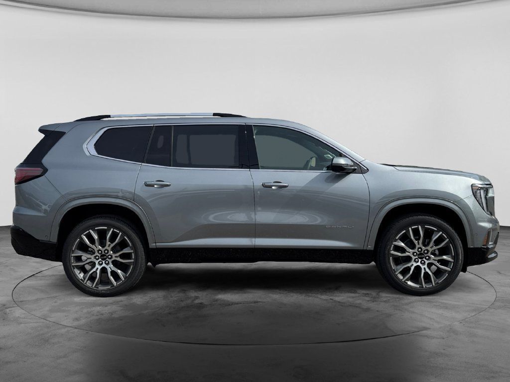 New 2027 GMC Acadia Denali Ultimate w/ LPO, Floor Liner Package AWD/4WD image 9