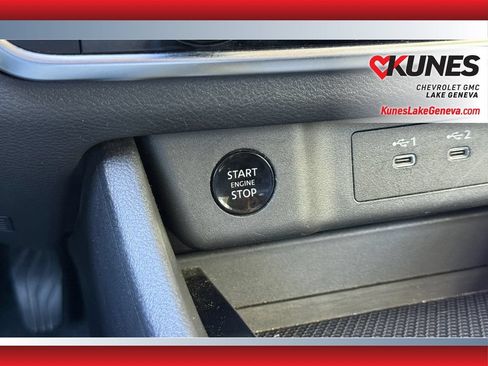 Used 2024 Nissan Rogue S FWD image 29