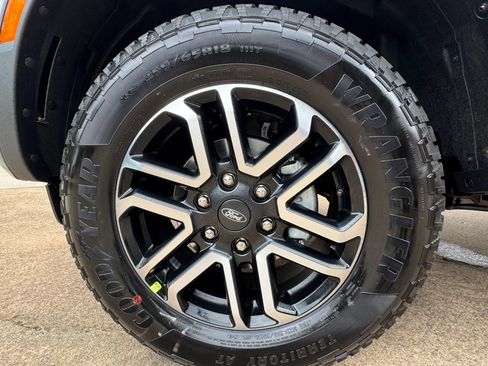 New 2026 Ford Ranger Lariat w/ FX4 Off-Road Package AWD/4WD image 13
