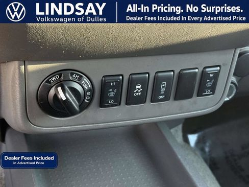 Used 2016 Nissan Frontier SL AWD/4WD image 20