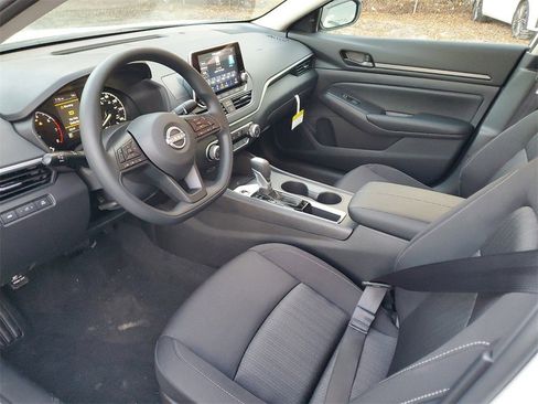 New 2025 Nissan Altima 2.5 S image 7