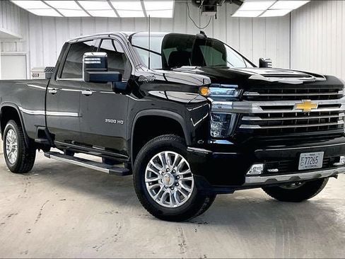 Used 2022 Chevrolet Silverado 3500 High Country AWD/4WD image 1