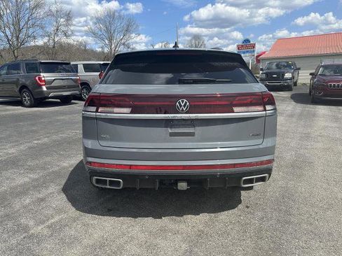 Used 2025 Volkswagen Atlas Cross Sport SEL Premium R-Line image 5