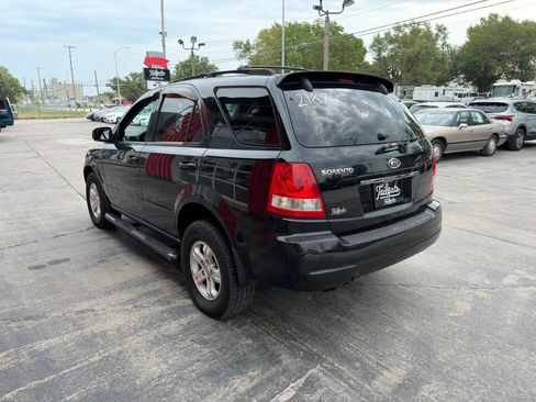 Used 2006 Kia Sorento 4WD image 5