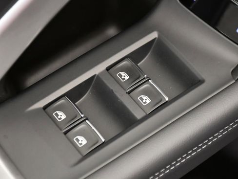 Used 2025 Audi Q5 Premium w/ Convenience Package image 33