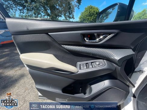 Used 2025 Subaru Ascent Premium AWD/4WD image 11