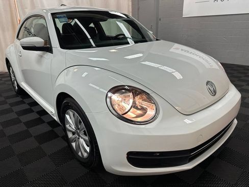 Used 2019 Volkswagen Beetle 2.0T S FWD image 2