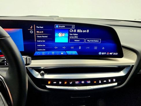 Used 2024 Cadillac Lyriq Luxury RWD image 17