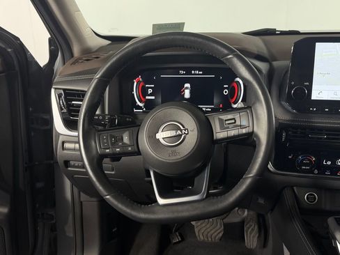 Used 2022 Nissan Rogue Platinum w/ Head-Up Display Package FWD image 12