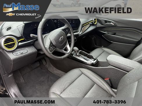 Used 2025 Chevrolet Trax ACTIV w/ Driver Confidence Package FWD image 9