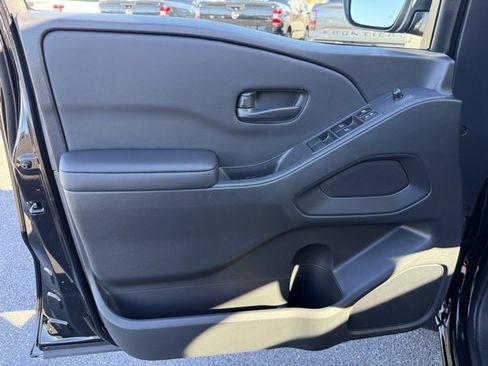 New 2026 Nissan Frontier SV w/ SV Convenience Package image 10