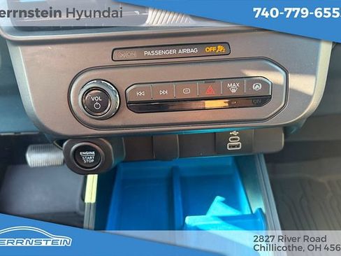 Used 2025 Ford Maverick XLT w/ XLT Luxury Package AWD/4WD image 18