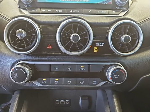 Used 2023 Nissan Sentra SV FWD image 24