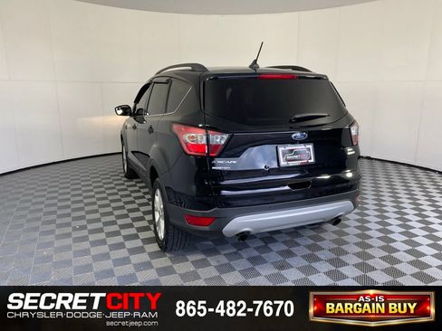 Used 2018 Ford Escape SEL FWD image 5
