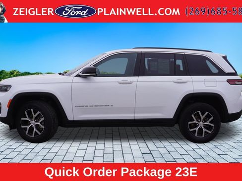 Used 2024 Jeep Grand Cherokee Limited AWD/4WD image 2