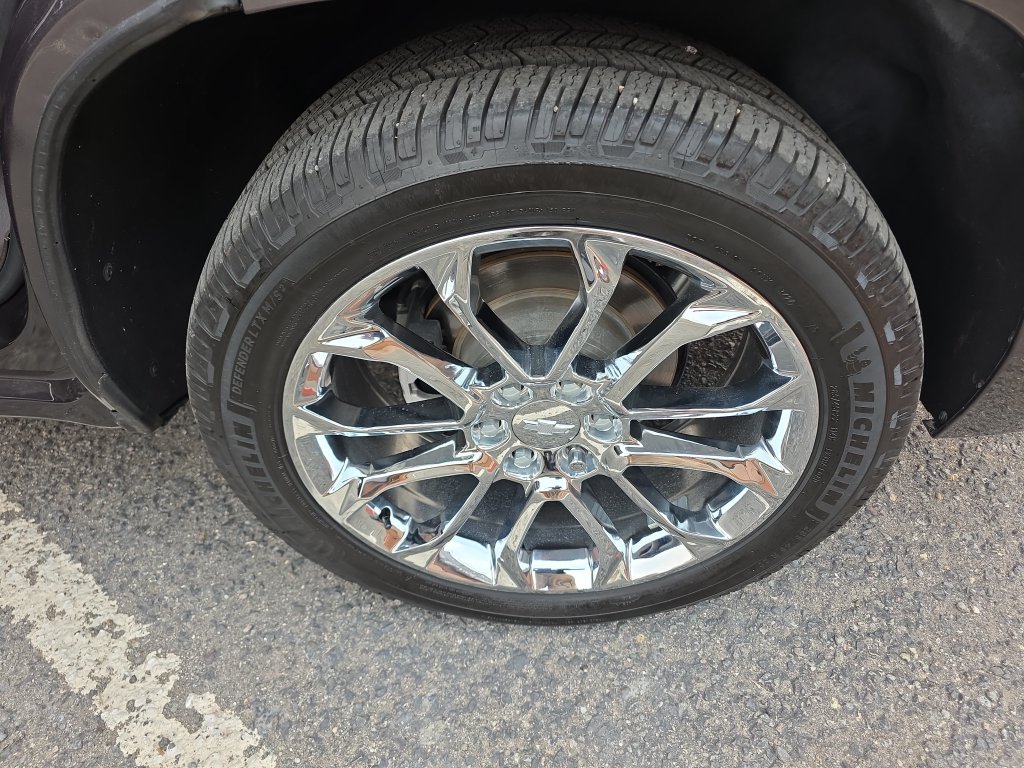 Used 2018 Chevrolet Tahoe Premier AWD/4WD image 41