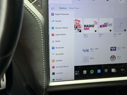 Used 2020 Tesla Model X Performance AWD/4WD image 18