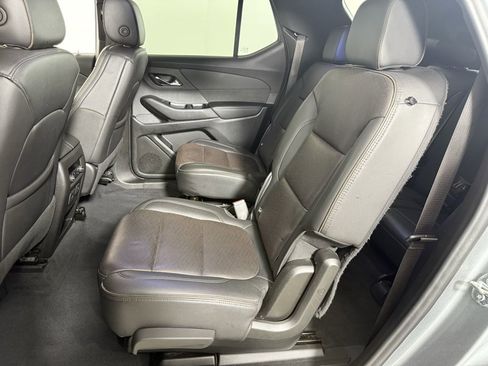 Used 2023 Chevrolet Traverse High Country image 7