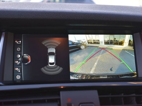 Used 2018 BMW X4 M40i image 21