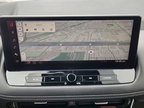 Used 2025 Nissan Rogue SL w/ Tech Package FWD image 5