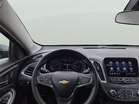 Used 2023 Chevrolet Malibu LT FWD image 28