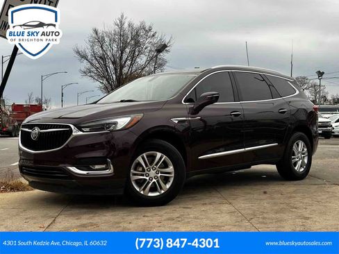 Used 2018 Buick Enclave Essence image 1