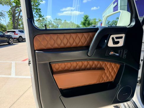 Used 2016 Mercedes-Benz G 63 AMG 4MATIC image 10