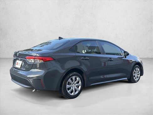 Certified 2025 Toyota Corolla LE image 5