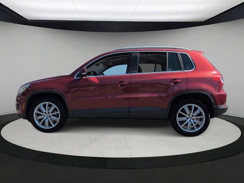 Used 2009 Volkswagen Tiguan SE FWD image 5