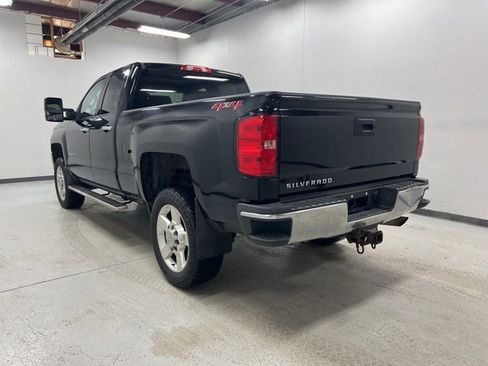 Used 2019 Chevrolet Silverado 2500 W/T w/ Snow Plow Prep Package image 6
