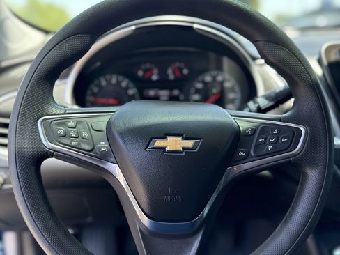 Used 2025 Chevrolet Malibu LT FWD image 21