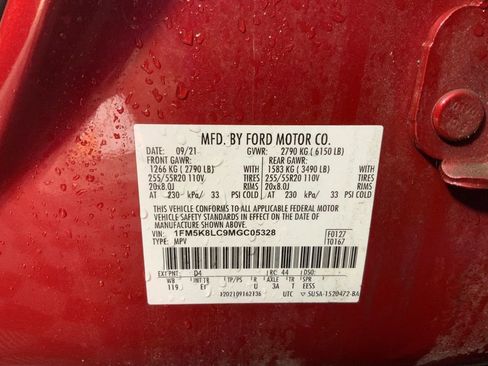 Used 2021 Ford Explorer King Ranch w/ Premium Technology Package image 39