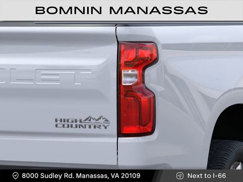 New 2026 Chevrolet Silverado 1500 High Country AWD/4WD image 11