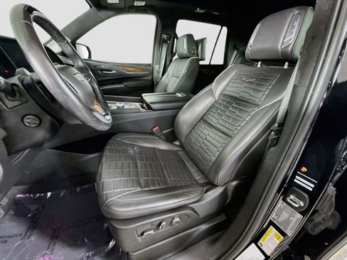 Used 2024 Cadillac Escalade Sport Platinum AWD/4WD image 22
