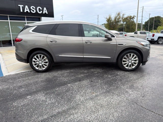 Used 2019 Buick Enclave Premium w/ Experience Buick Package FWD image 9
