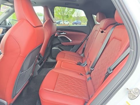 New 2026 Audi SQ5 Premium Plus image 14