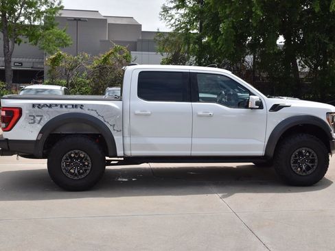 Used 2022 Ford F150 Raptor w/ Raptor 37 Performance Package AWD/4WD image 6
