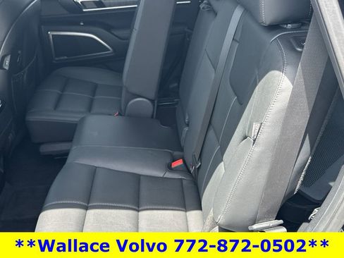 Used 2023 Kia Telluride EX FWD image 16