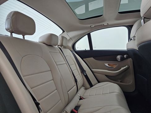 Certified 2019 Mercedes-Benz C 300 4MATIC Sedan image 21