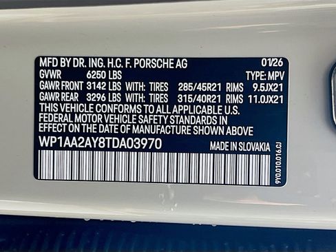 New 2026 Porsche Cayenne Base image 34