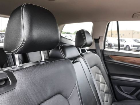 Certified 2024 Volkswagen Atlas SE AWD/4WD image 35