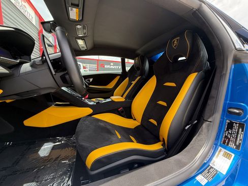 Used 2023 Lamborghini Huracan Tecnica RWD image 29